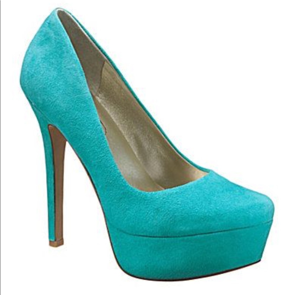 Jessica Simpson platform pumps